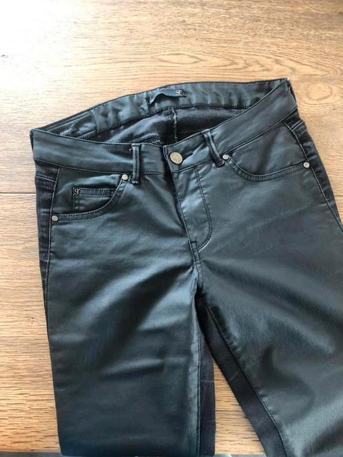 SuperTrash broek maat 28 (ZGAN), Kleding | Dames, Broeken en Pantalons, Zo goed als nieuw, Maat 36 (S), Zwart, Lang, Ophalen of Verzenden