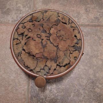 voetstoof beschikbaar voor biedingen