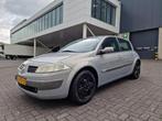 Renault Mégane 2.0-16V Authentique AUT CRUISE 2 X SLEUTELS, 1998 cc, 135 pk, Gebruikt, 4 cilinders