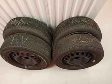 Winterbanden met Velg 185/60 R15 beschikbaar voor biedingen