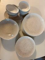 Bricard porcelain serviesset 25 delig, Huis en Inrichting, Keuken | Servies, Ophalen, Zo goed als nieuw, Bord(en), Overige stijlen