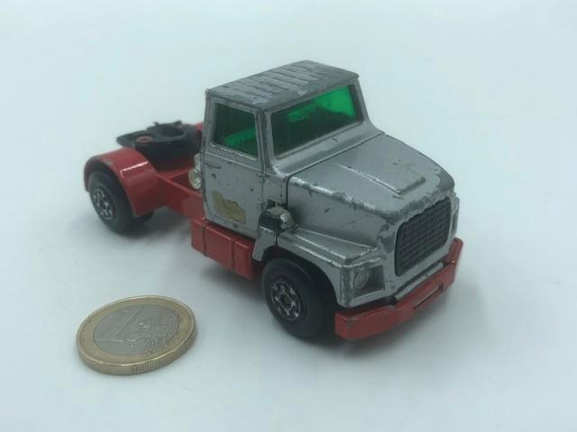 Ford LTS Series Tractor, Matchbox SuperKings by Lesney, Hobby en Vrije tijd, Modelauto's | Overige schalen, Gebruikt, Bus of Vrachtwagen