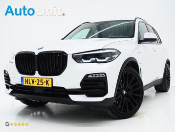 BMW X5 xDrive45e Full Black | Panoramadak | Luchtvering | Ha beschikbaar voor biedingen