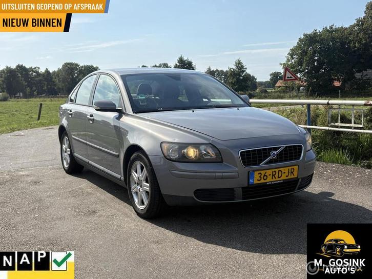 Volvo S40 1.8 Momentum Airco Apk 2026 242DKM NAP, Auto's, Volvo, Bedrijf, Te koop, S40, ABS, Airbags, Airconditioning, Alarm, Boordcomputer