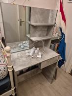 Kaptafel met verlichting + kruk, Ophalen, Zo goed als nieuw, Bureau