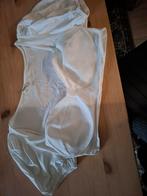 Crop top. Wit. Met pofmouw. XL. Monki, Kleding | Dames, Grote Maten, Ophalen of Verzenden, Zo goed als nieuw, Wit, Shirt of Top