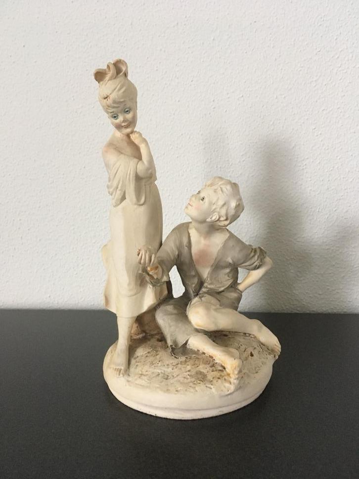 Vintage beeld jongen en meisje, Verzamelen, Beelden en Beeldjes, Gebruikt, Mens, Ophalen of Verzenden