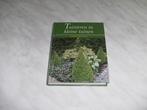 Hattatt, Lance	Tuinieren in kleine tuinen, Boeken, Wonen en Tuinieren, Ophalen of Verzenden, Gelezen, Tuinieren en Tuinplanten