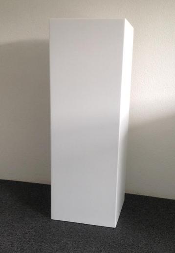 MAATWERK; WITTE ZUIL SOKKEL PILAAR KOLOM CONSOLE 100x35x35cm beschikbaar voor biedingen