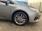 Toyota Avensis 1.8 VVT-i Executive Automaat| 1e Eigenaar | D, Origineel Nederlands, Te koop, Zilver of Grijs, 147 pk