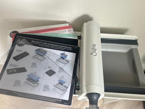 Sizzix bigshot pro, Hobby en Vrije tijd, Scrapbooking, Zo goed als nieuw, Slicemachine of Snijmachine, Sizzix, Ophalen