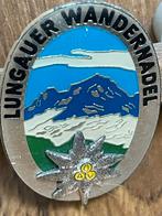 Speld Lungauer Wandermadel, Ophalen of Verzenden, Gebruikt, Dier of Natuur, Speldje of Pin