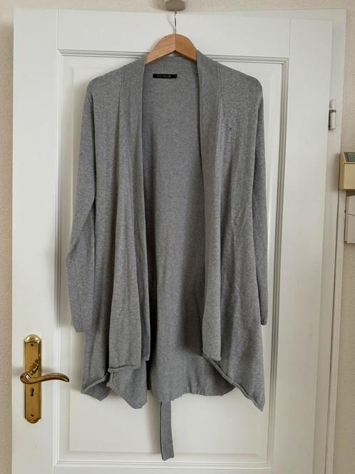 RiverWoods vest grijs maat M, Kleding | Dames, Truien en Vesten, Zo goed als nieuw, Grijs, Ophalen of Verzenden
