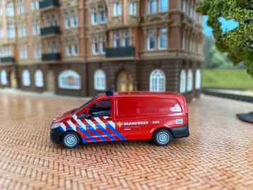 Busch Mercedes-Benz Vito Brandweer 1:87 beschikbaar voor biedingen