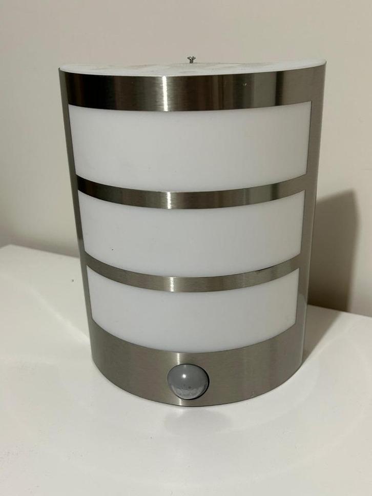 Gloednieuwe Philips Python wandlamp Ongebruikt, Huis en Inrichting, Lampen | Wandlampen, Nieuw, Kunststof, Metaal, Ophalen of Verzenden