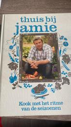 Jamie Oliver - Thuis bij Jamie, Boeken, Kookboeken, Ophalen of Verzenden, Zo goed als nieuw, Jamie Oliver