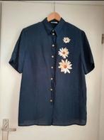 Vintage blauwe blouse bloemen, mt 44 schoudervulling cupro, Kleding | Dames, Blauw, Erfie Vintage, Maat 42/44 (L), Ophalen of Verzenden