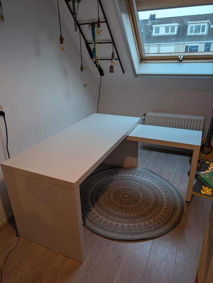 Malm uitschuifbaar bureau, Huis en Inrichting, Bureaus, Gebruikt, Ophalen
