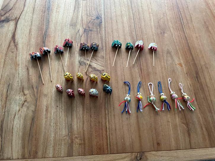 25 houten geluks poppetjes en olifantjes gelukspoppetje, Verzamelen, Poppetjes en Figuurtjes, Zo goed als nieuw, Ophalen of Verzenden