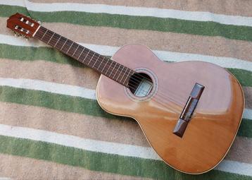 Juan Salvador - klassieke gitaar - modelo 2