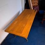 Robuuste houten tafel met metalen onderstel, Antiek en Kunst, Ophalen of Verzenden