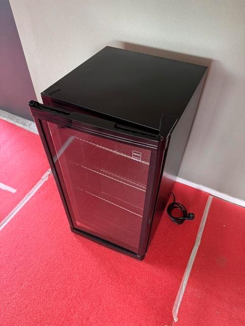 Metro professional dranken koelkast GPC1088 zwart, Witgoed en Apparatuur, Koelkasten en IJskasten, Zo goed als nieuw, Zonder vriesvak