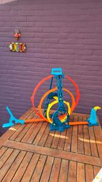 Hot Wheels met drievoudige looping + 2 gratis banen, Kinderen en Baby's, Racebaan, Ophalen of Verzenden, Zo goed als nieuw, Hot Wheels