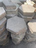 6 hoekige tegels….GRATIS - pak wat je wilt, Ophalen, Gebruikt, 10 m² of meer, Beton