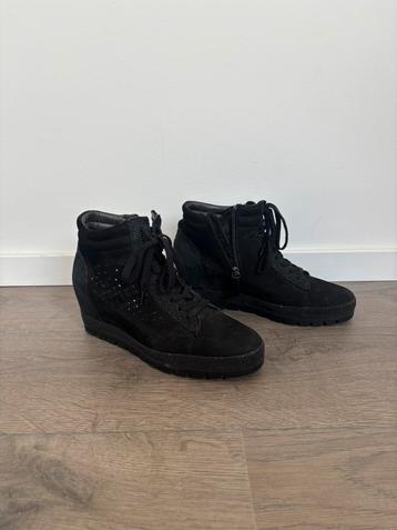 Gabor zwarte schoenen – maat 6,5 (EU 40) enkellaarsjes beschikbaar voor biedingen