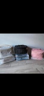 Partij 56 nieuwe  toilet tassen, make up, opberg, markt, Sieraden, Tassen en Uiterlijk, Ophalen of Verzenden, Nieuw, Dame