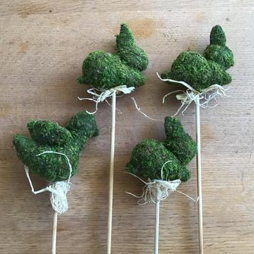 Nep mos haas / konijn - eend - decoratie beschikbaar voor biedingen