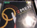 2 men a drum machine  Tired of getting pushed around 1210, Gebruikt, 7 inch, Single, Ophalen of Verzenden