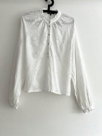 Blouse wit broderie Nikkie maat 42 beschikbaar voor biedingen