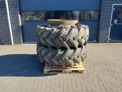 Dubbellucht Wielen 520/70 R38, Zakelijke goederen, Agrarisch | Onderdelen | Banden, Velgen en Assen