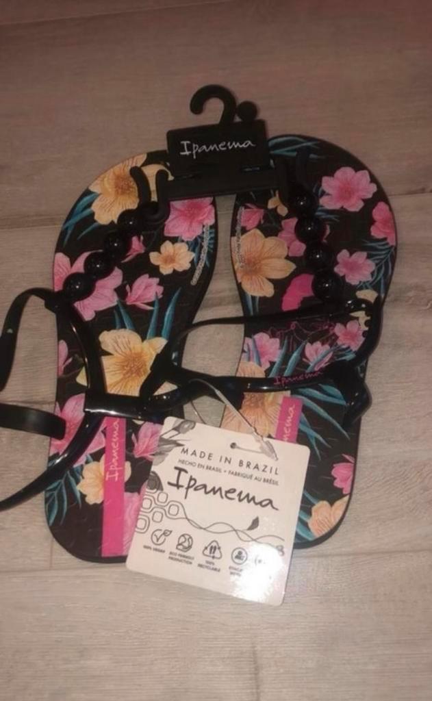 Nieuwe Ipanema slippers maat 38, Kleding | Dames, Schoenen, Nieuw, Slippers, Overige kleuren, Ophalen of Verzenden