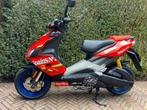 Aprilia sr factory “spains no 1” topstaat, Benzine, Maximaal 45 km/u, 50 cc, Zo goed als nieuw