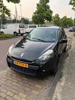 Renault Clio 1.5 DCI 65KW 5-DRS 2012 Zwart, Auto's, Voorwielaandrijving, Euro 5, Zwart, Zwart