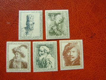 Postzegels Nederland Zomerzegels 1956 met plakker of resten