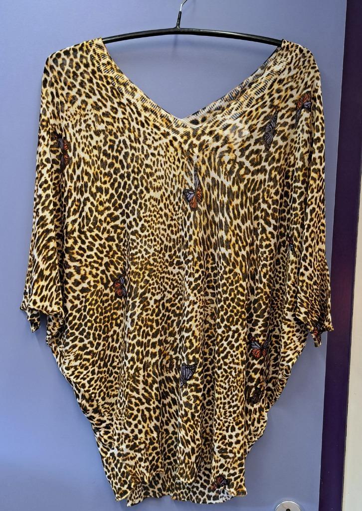 Liu Jo tuniek luipaard print + vlinders mt S/M nr 43588, Kleding | Dames, Blouses en Tunieken, Zo goed als nieuw, Maat 36 (S)