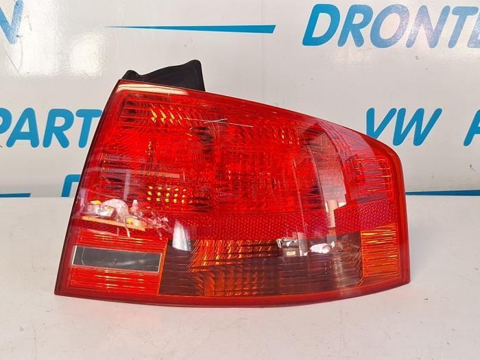 Achterlicht rechts van een Audi A4, Auto-onderdelen, Verlichting, Audi, Gebruikt, 3 maanden garantie, Verzenden
