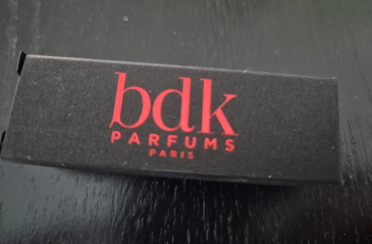 BDK ROUGE SMOKING sample proefje NIEUW parfum niche tester, Sieraden, Tassen en Uiterlijk, Uiterlijk | Parfum, Nieuw, Ophalen of Verzenden