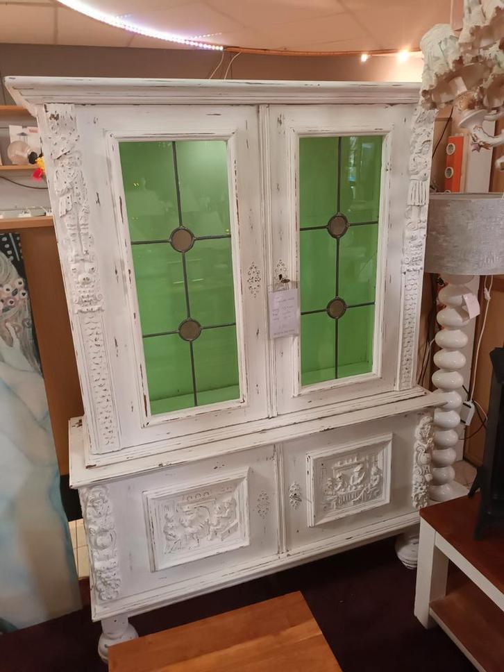 Mooie gepimte kast met glas in lood, Huis en Inrichting, Kasten | Buffetkasten, Gebruikt, 50 tot 100 cm, 25 tot 50 cm, Glas, Ophalen of Verzenden