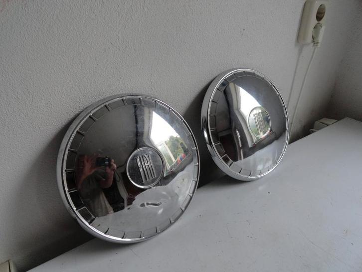 Wieldoppen Fiat en andere, Auto diversen, Wieldoppen, Zo goed als nieuw, Ophalen of Verzenden