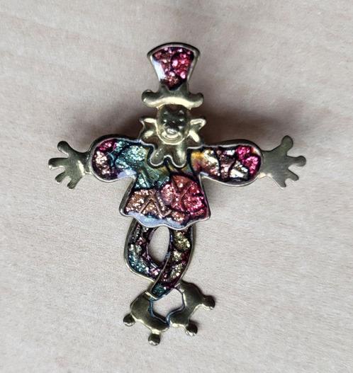 Clown op Rolschaatsen broche, Verzamelen, Speldjes, Pins en Buttons, Gebruikt, Speldje of Pin, Overige onderwerpen, Ophalen of Verzenden