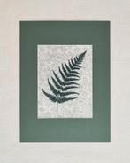 botanische print met linosnede en groen passe partout 30x40, Minder dan 50 cm, Oorspronkelijke maker, Nieuw, Ophalen of Verzenden