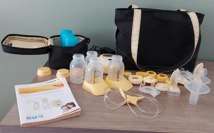 Medela Freestyle dubbele elektrische borstkolf, Kinderen en Baby's, Babyvoeding en Toebehoren, Zo goed als nieuw, Borstkolf, Ophalen