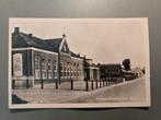 Ansichtkaart Vrouwenparochie, openbare lagere school., Ophalen of Verzenden, 1940 tot 1960, Ongelopen, Friesland