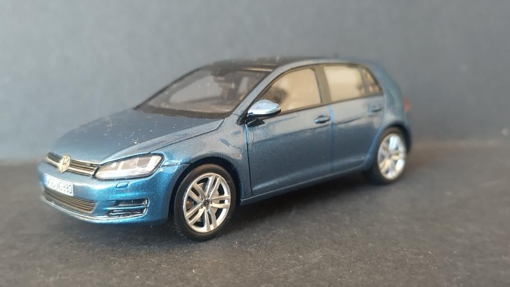 Volkswagen VW Golf mk7 Pacific blue 1:43 Herpa Pol, Overige merken, Auto, Verzenden, Cars@herpa.de