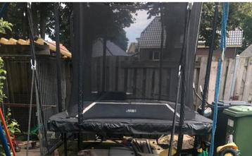 Trampoline Salta beschikbaar voor biedingen