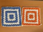 2 Gehaakte Pannenlappen  Oranje en Blauw, Huis en Inrichting, Keuken | Textiel, Ophalen of Verzenden, Gebruikt, Overige kleuren